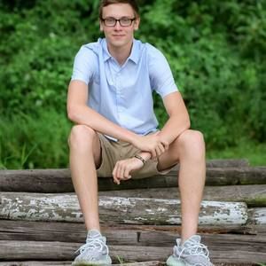 Meet your Posher, Aj